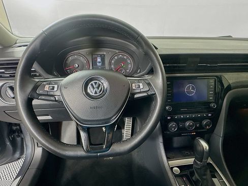 Used 2020 Volkswagen Passat 2.0T R-Line FWD image 11
