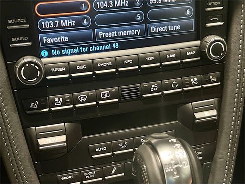 Used 2012 Porsche 911 Turbo S image 17