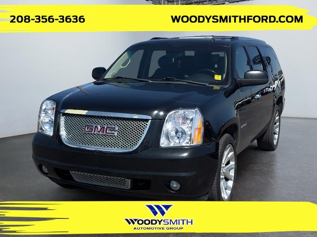 Used 2012 GMC Yukon XL Denali AWD/4WD image 1