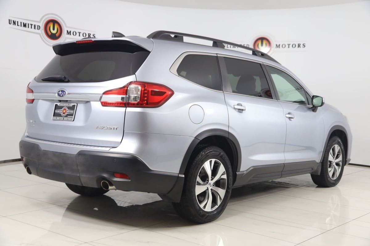 Used 2021 Subaru Ascent Premium w/ Convenience Package AWD/4WD image 3