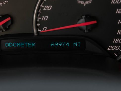 Used 2006 Chevrolet Corvette Coupe image 13