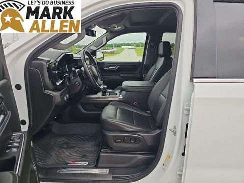 Used 2024 Chevrolet Silverado 1500 LTZ AWD/4WD image 19