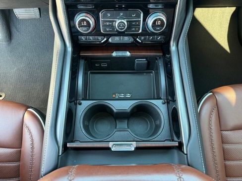 Used 2023 GMC Yukon XL Denali Ultimate image 20