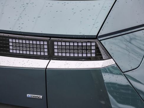 New 2026 Hyundai Ioniq 5 SE image 10