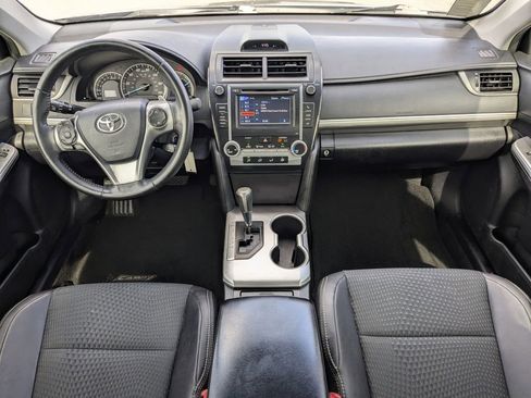 Used 2013 Toyota Camry SE FWD image 16