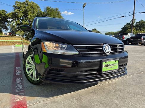 Used 2017 Volkswagen Jetta S w/ Jetta S Cold Weather Package FWD image 52