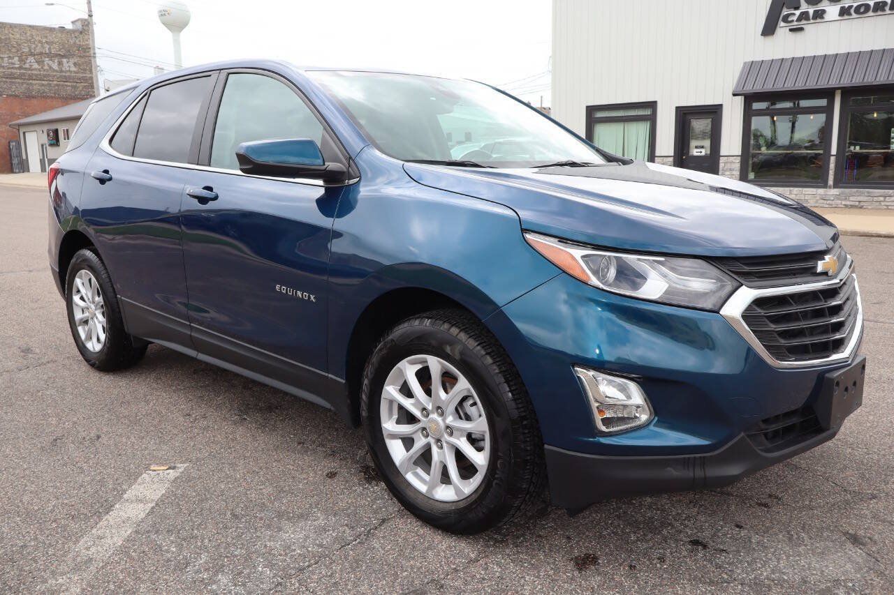 Used 2021 Chevrolet Equinox LT AWD/4WD image 2