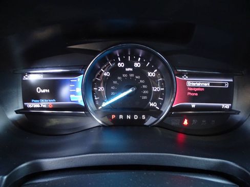 Used 2019 Ford Explorer AWD XLT w/ XLT Sport Appearance Package image 24