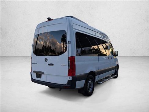 Used 2023 Mercedes-Benz Sprinter 2500 image 5