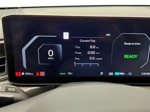 Used 2024 Kia EV9 Light Long Range RWD image 14