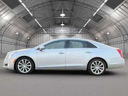 Used 2017 Cadillac XTS Luxury image 4