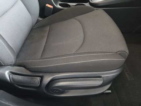 Used 2024 Kia Forte LXS FWD image 23