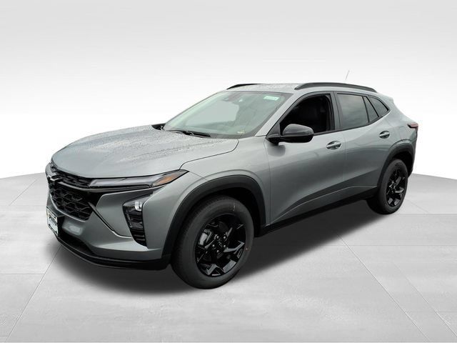 New 2026 Chevrolet Trax LT w/ Midnight Edition FWD image 7