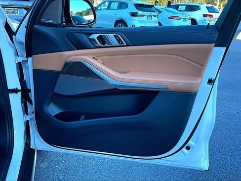 Certified 2023 BMW X5 xDrive40i w/ Executive Package image 22