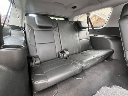 Used 2019 Chevrolet Suburban LT AWD/4WD image 19