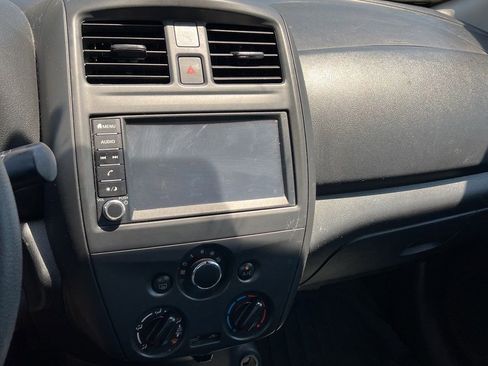 Used 2019 Nissan Versa S Plus FWD image 8