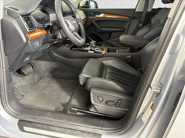 Used 2021 Audi Q5 2.0T Premium Plus w/ Premium Plus Package AWD/4WD image 10