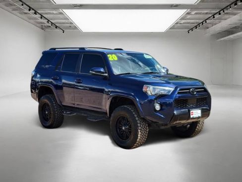 Used 2020 Toyota 4Runner TRD Off-Road Premium w/ Moonroof Package AWD/4WD image 8