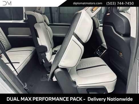 Used 2024 Rivian R1S Adventure AWD/4WD image 22