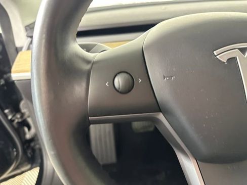 Used 2019 Tesla Model 3 Performance image 15