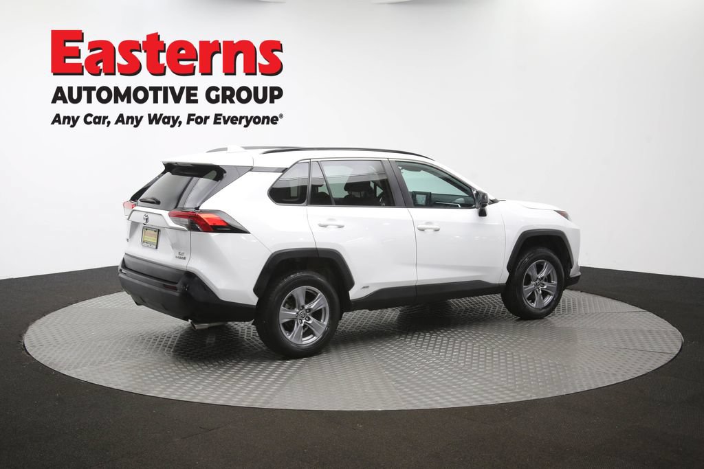 Used 2022 Toyota RAV4 LE AWD/4WD image 44