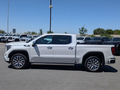 Used 2024 GMC Sierra 1500 Denali w/ Denali Reserve Package AWD/4WD image 2