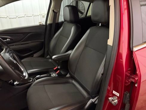 Used 2018 Buick Encore Preferred image 29