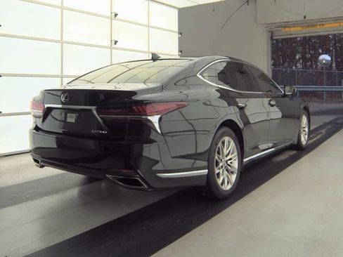 Used 2019 Lexus LS 500 image 2