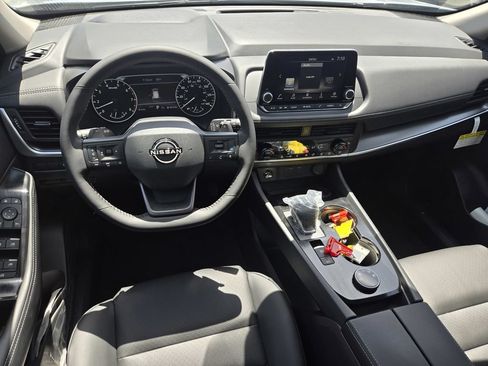 New 2026 Nissan Rogue Dark Armor AWD/4WD image 10