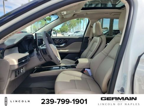 Certified 2023 Lincoln Corsair FWD w/ Equipment Group 101A image 19