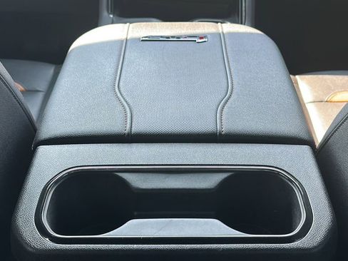 Used 2024 GMC Sierra 2500 AT4 w/ AT4 Premium Plus Package image 23