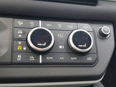 Certified 2023 Land Rover Defender 130 SE image 32