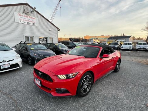 Used 2016 Ford Mustang Premium image 30