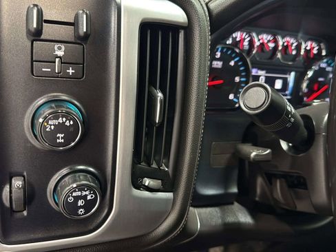 Used 2018 GMC Sierra 1500 SLE w/ Elevation Edition AWD/4WD image 31