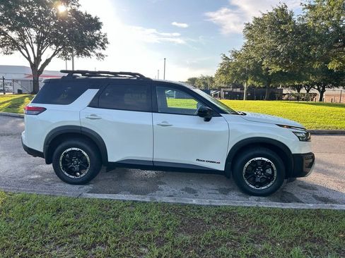 Used 2023 Nissan Pathfinder Rock Creek AWD/4WD image 6