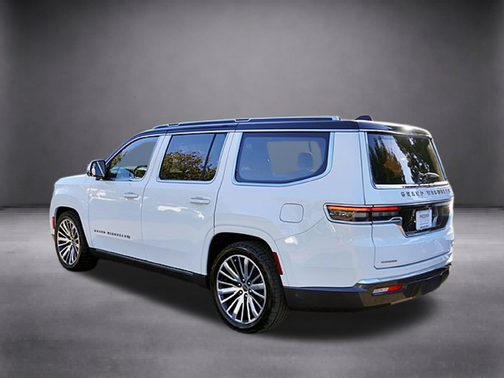 Used 2022 Jeep Grand Wagoneer Series III AWD/4WD image 7