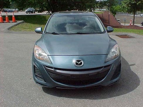 Used 2011 MAZDA MAZDA3 i Touring FWD image 22