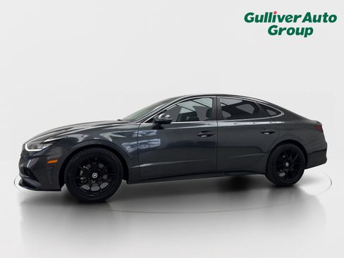 Used 2023 Hyundai Sonata SEL FWD image 2