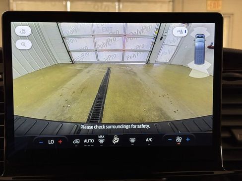 Used 2023 Ford Transit 350 XLT image 40