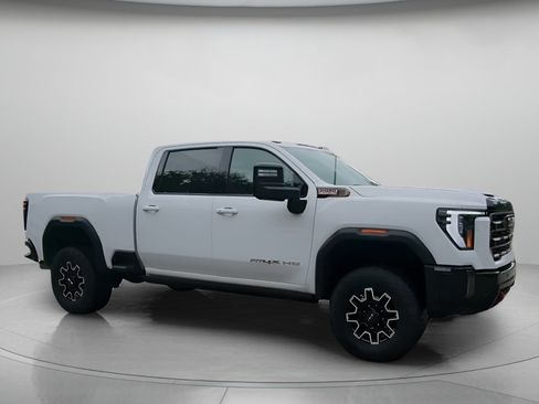 Used 2024 GMC Sierra 2500 AT4X AWD/4WD image 34