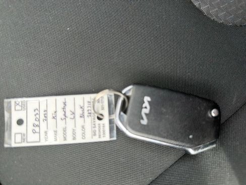 Used 2024 Kia Sportage LX image 34