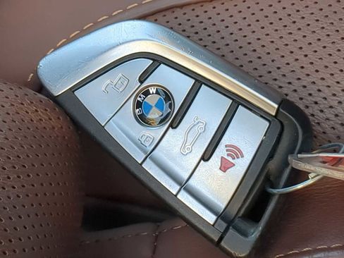 Used 2023 BMW X5 M50i w/ Executive Package image 37