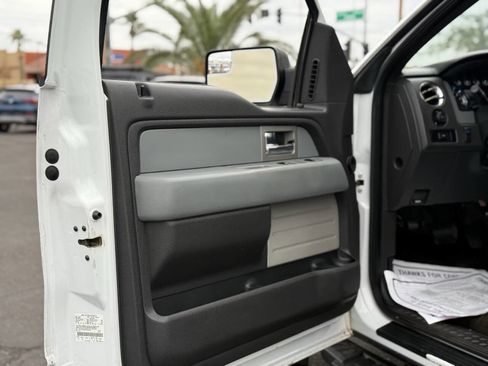 Used 2011 Ford F150 XLT w/ XLT Chrome Pkg image 14