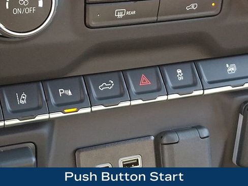 Used 2025 Chevrolet Silverado 2500 Custom w/ Custom Convenience Package image 17