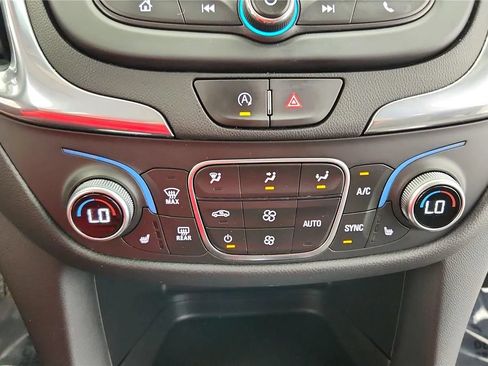 Used 2023 Chevrolet Equinox LT FWD image 26