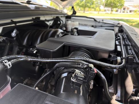 Used 2019 Chevrolet Tahoe LT AWD/4WD image 34