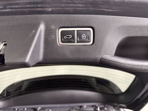 Used 2021 Kia Sorento EX image 32