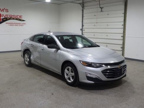 Used 2020 Chevrolet Malibu LS image 5