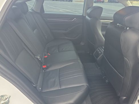 Certified 2022 Honda Accord Sport Special Edition image 29