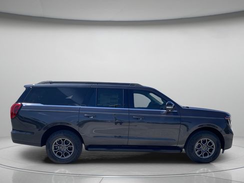 New 2026 Ford Expedition Max Active image 2